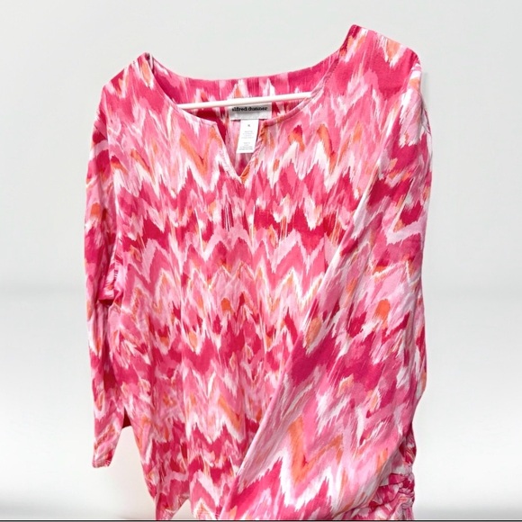Alfred Dunner Tops - Alfred Dunner Long Sleeve Shirt Size Xl Pink White Printed Cotton V-Neck Casual